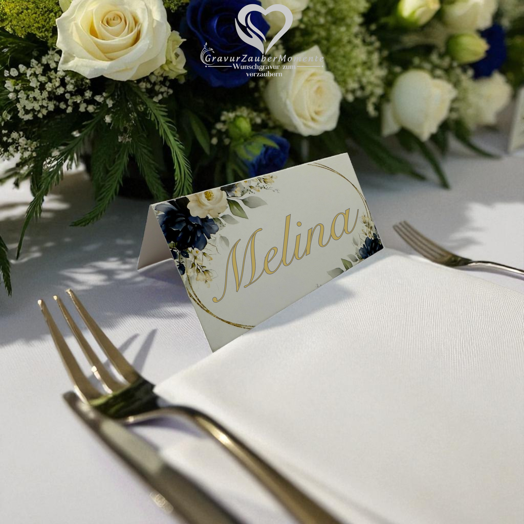 Exklusive Platzkarte „Royal Bloom“ – Individuell graviert für jeden Gast