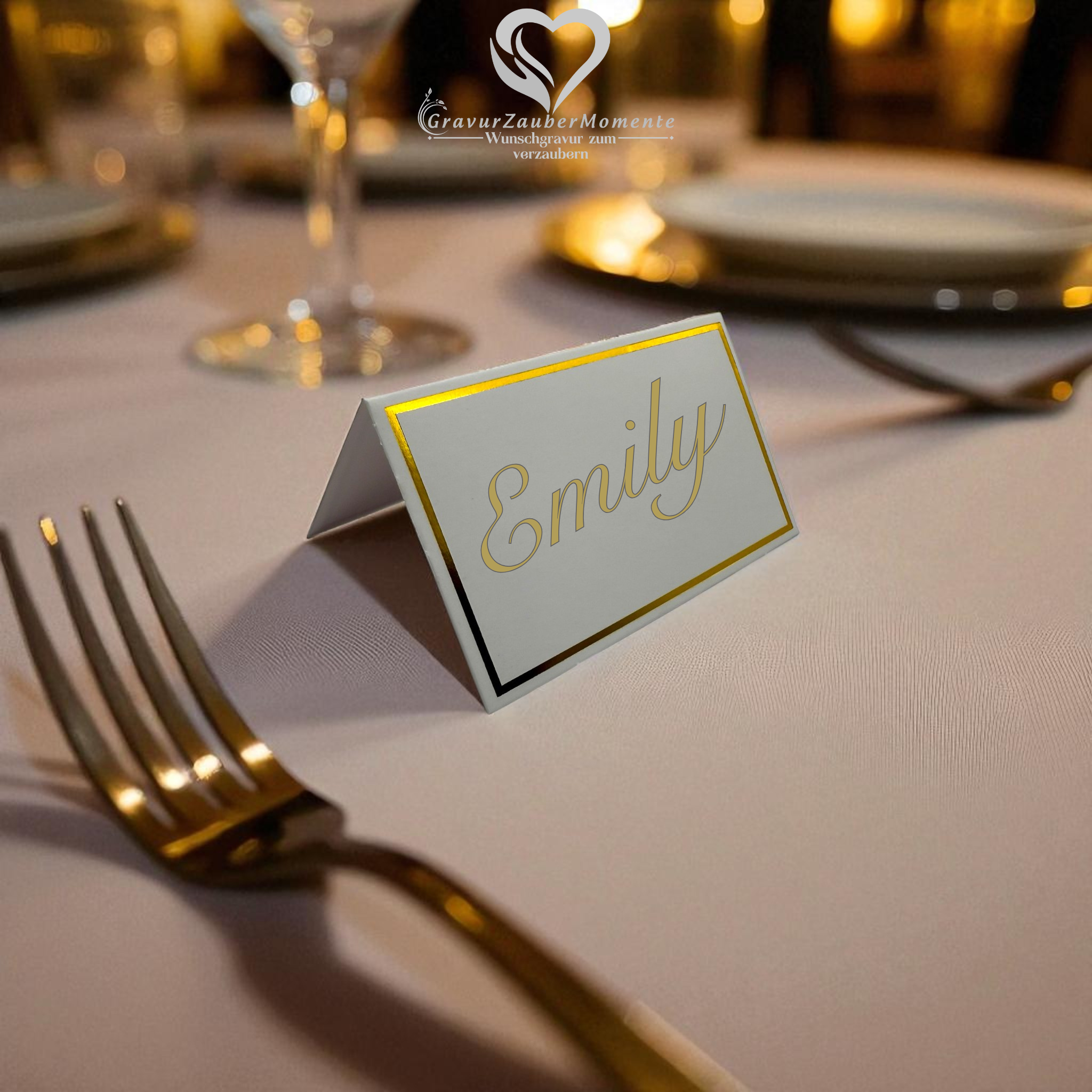 Exklusive Platzkarte „Golden Classic“ – Individuell graviert für jeden Gast 